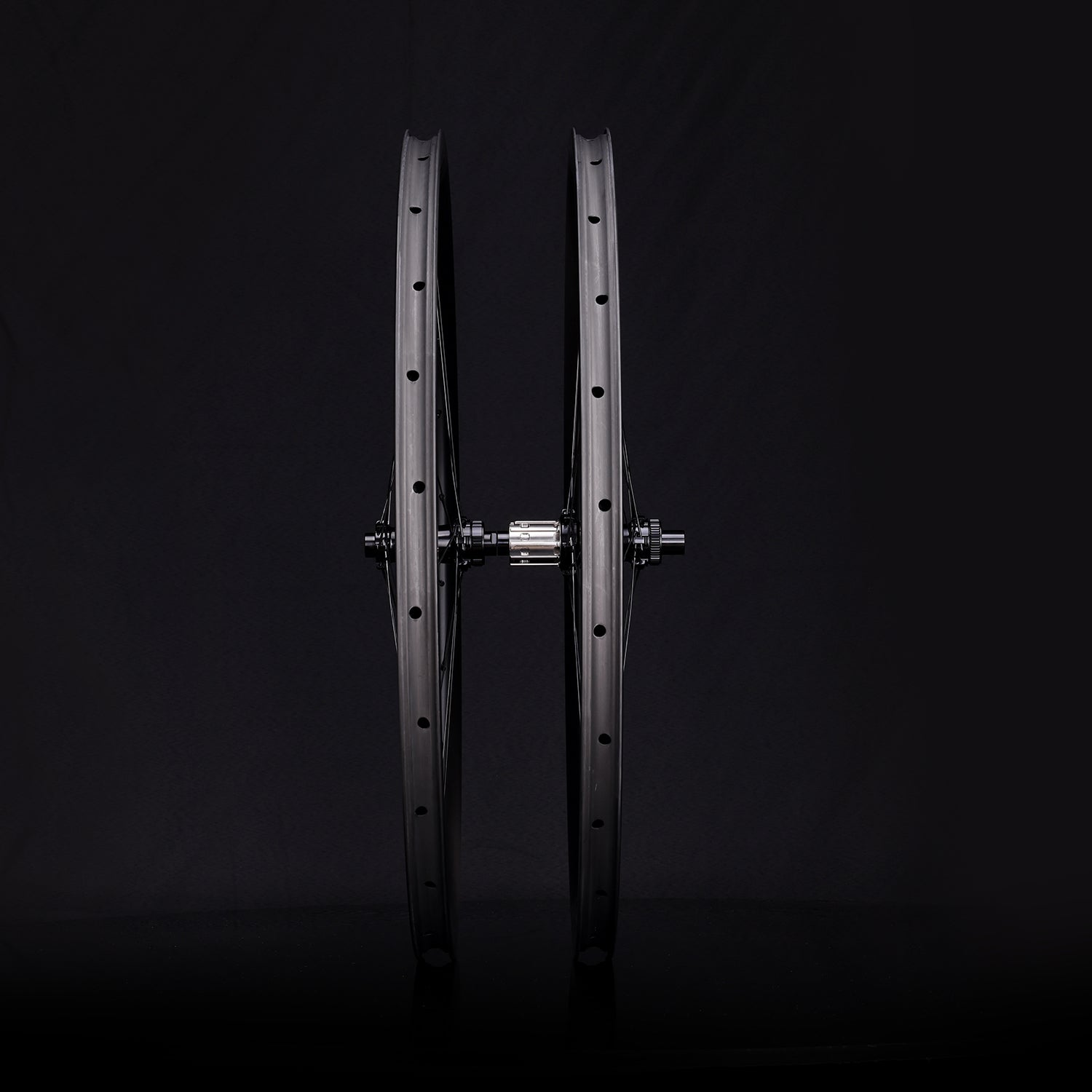 DT AERO 40 디스크 브레이크 휠